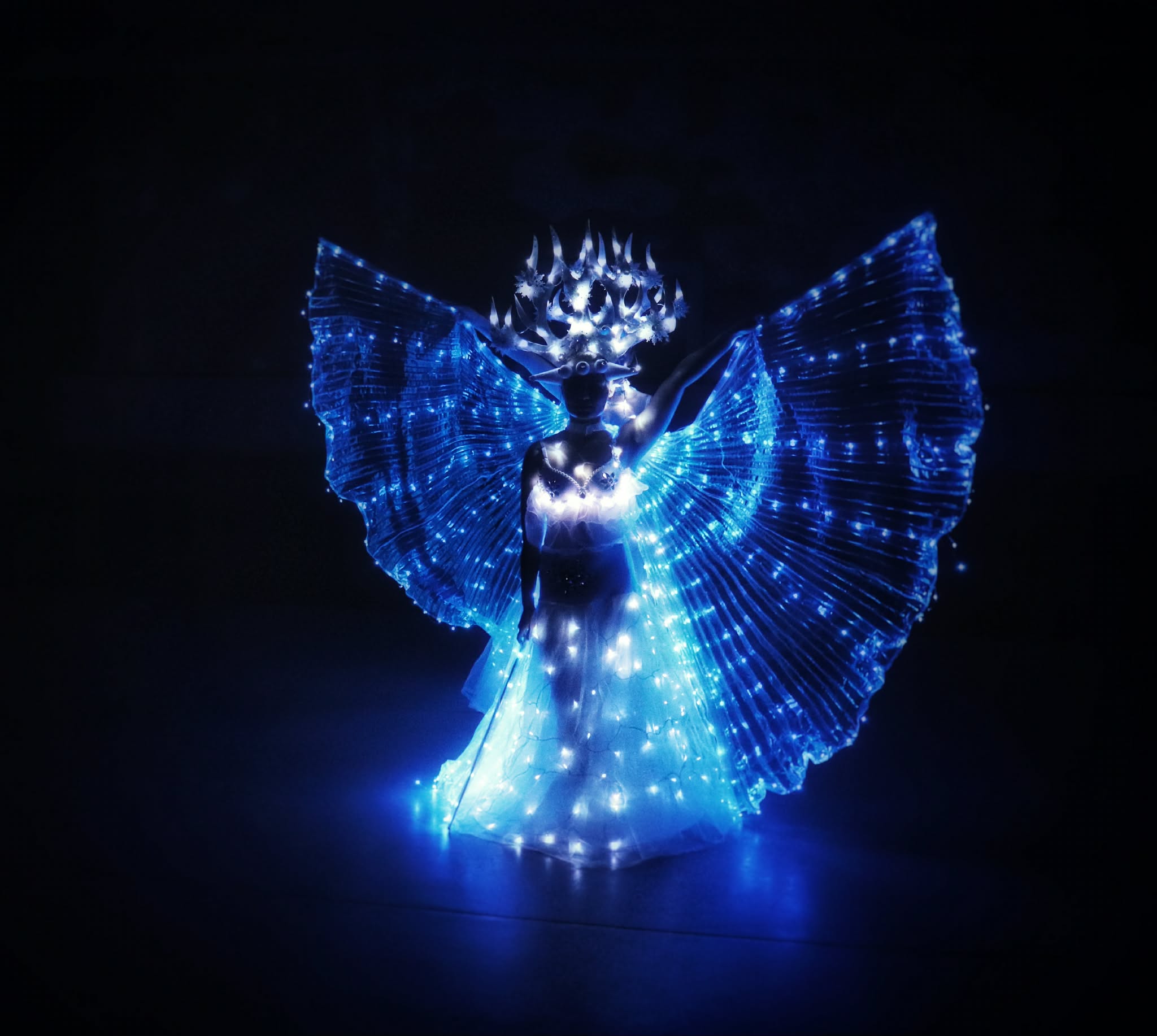 Valeria - Dance and circus fusion